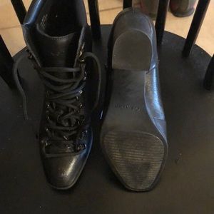 Calvin Klein black Sz 8 ankle boot.